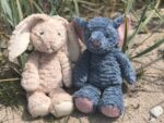 Mollis Hase Kuscheltier Baby (36cm groß) – Weiches Stofftier für Kinder & Babys Kuschelhase – Bild 7
